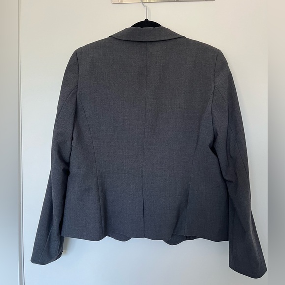 Calvin Klein Blazer - Picture 2 of 2